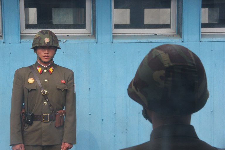 Pohjois-Korea 695